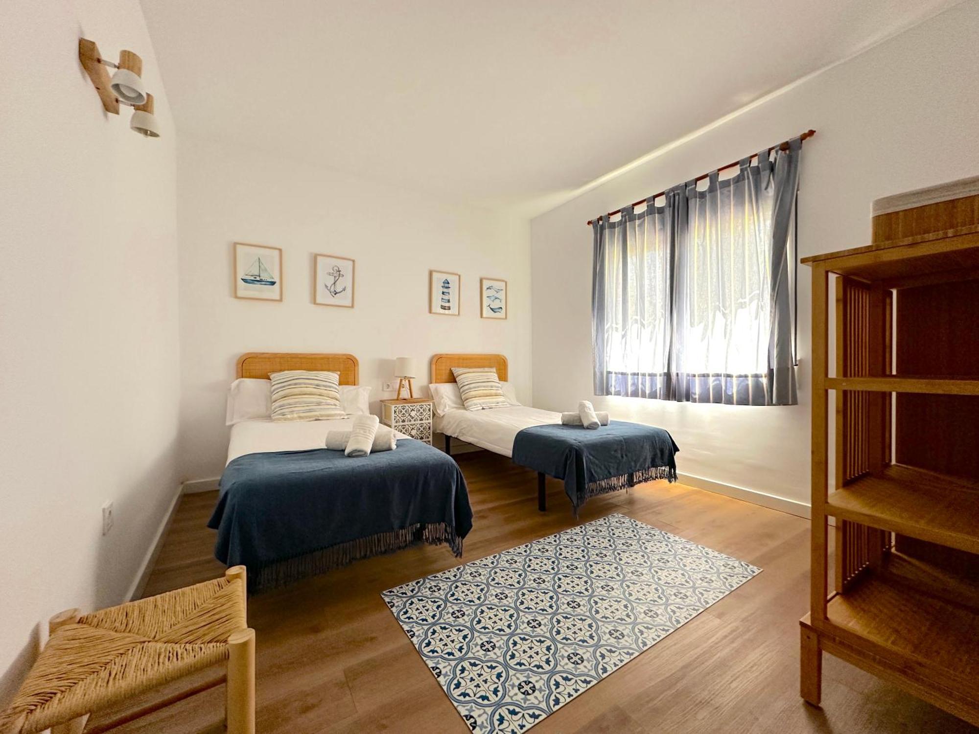 Villa Alboran Beachfront 9Pax Torre de Benagalbon Buitenkant foto